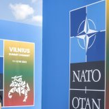 Lors du sommet de l'OTAN qui s'ouvre mardi à Vilnius (Lituanie), outre la question de l'adhésion, les 31 pays de l'Otan discuteront de mesures destinées à assurer la sécurité de l'Ukraine, au-delà de l'aide militaire.